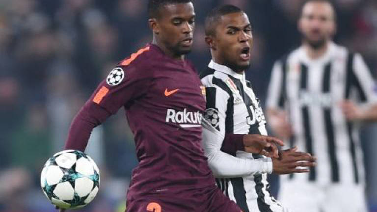 Barcelona into last 16 after Juventus stalemate