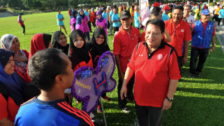 Umno prohibits members from attending 'Save Malaysia' gathering, says Tengku Adnan