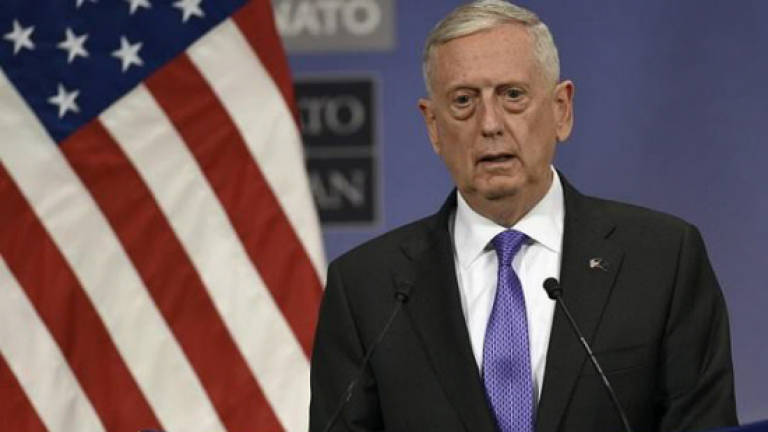 US defence chief in India to boost military ties