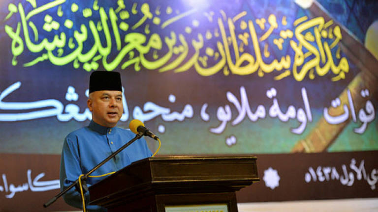 Perak Sultan chides Malays who forget roots