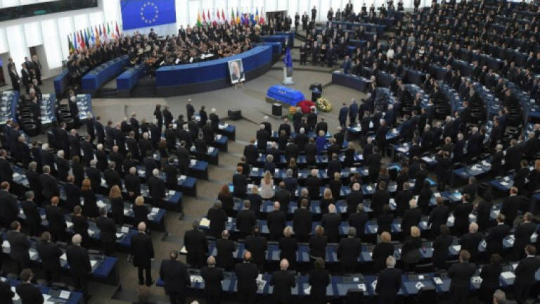 EU parliament to denounce lack of progress on Brexit talks