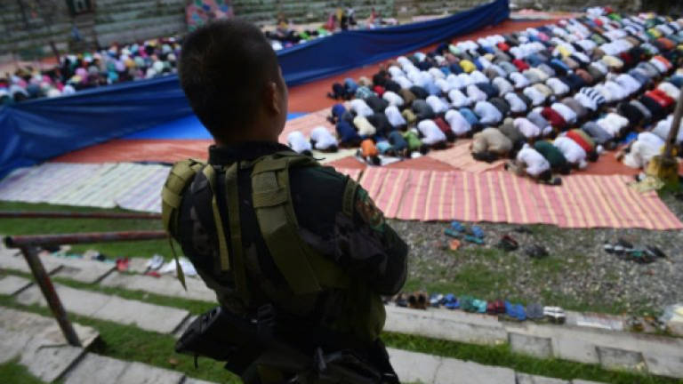 Philippine forces declare Eid truce in war-torn city