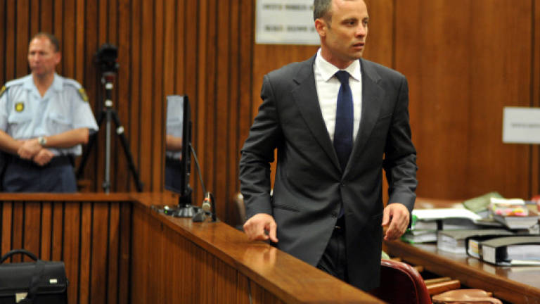 Pistorius likely to testify first as defence opens