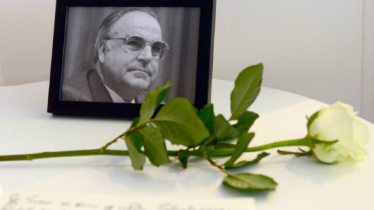 Helmut Kohl's son calls funeral plans 'unworthy' of legacy