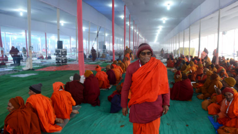 'Thousands' of pilgrims return to China before Dalai Lama event