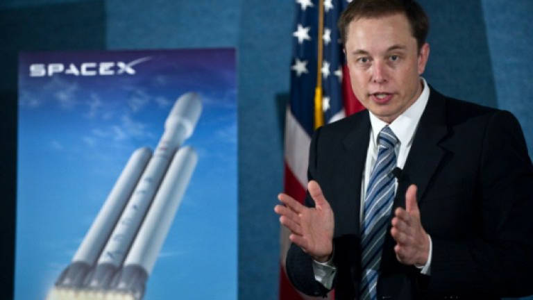 Elon Musk says successful maiden flight for Falcon Heavy unlikely