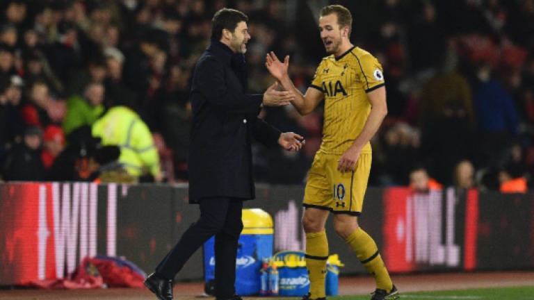 Pochettino warns Spurs not to look ahead