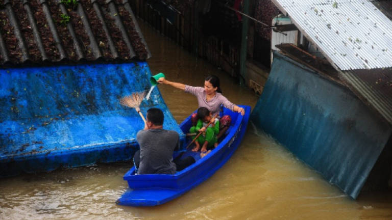 Six dead in southern Thai floods