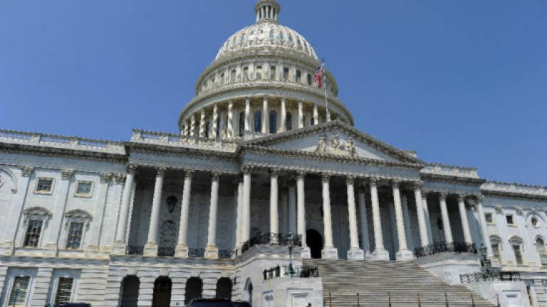 US Congress approves funding stopgap averting govt shutdown