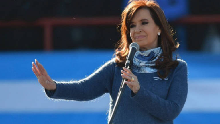Kirchner back as Argentina names key vote contenders