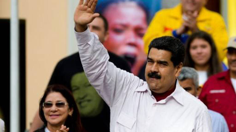 Venezuela govt seeks to ban opposition over recall 'fraud'