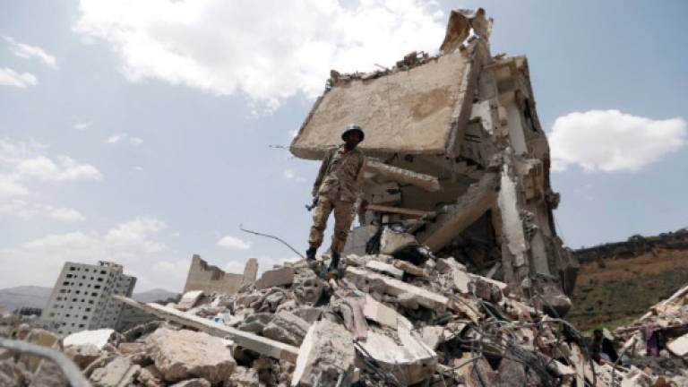 12 Yemeni civilians killed in Saudi-led coalition raid