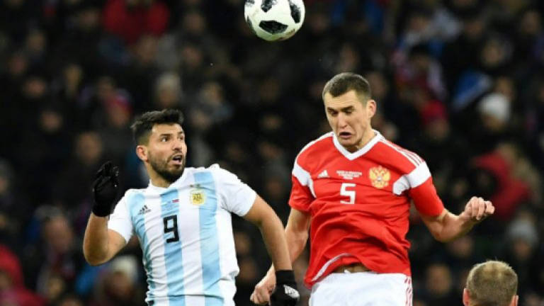 Aguero seals Argentina win in Moscow
