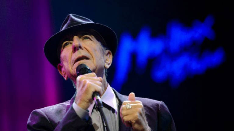 Leonard Cohen poems to be published in final book