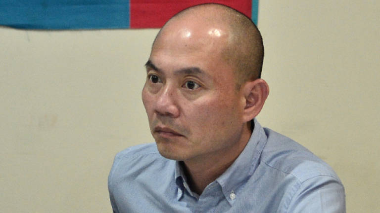 DAP's Lim Lip Eng in heated war of words with Pandikar