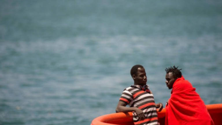 Spain rescues nearly 500 migrants at sea in a single day