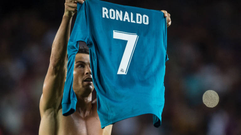 Real Madrid fight back to win without Ronaldo