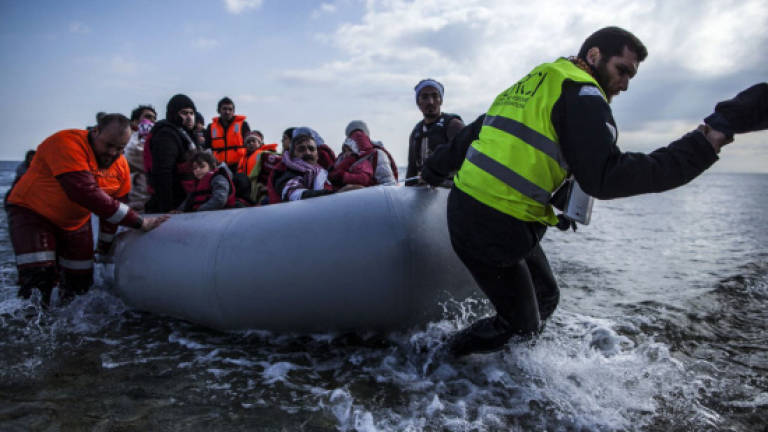 50 migrants rescued after being stranded off Greece