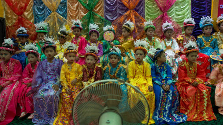 Myanmar's child monks become royalty for a day