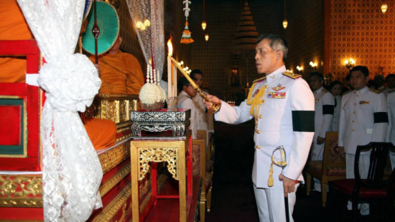 Thai king to pardon up to 150,000