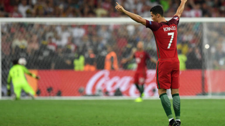 Shootout win sees Ronaldo's Portugal into Euro semi-finals