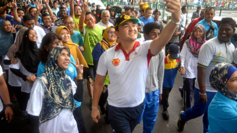 S'gor Raja Muda joins 5km walkathon marking World Diabetes Day