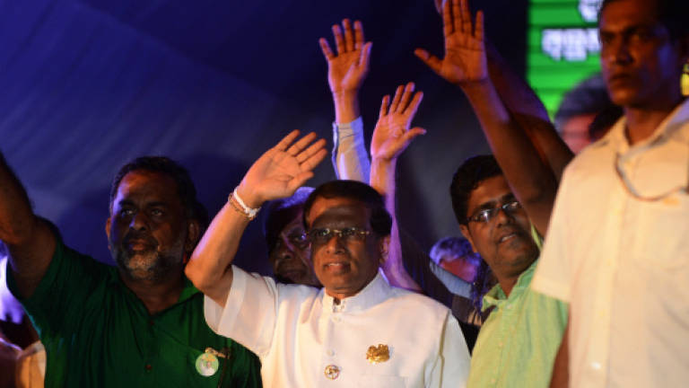 Spectre of Tamil Tigers looms as Sri Lanka goes to polls