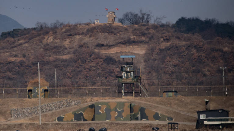Koreas start first official talks in two years