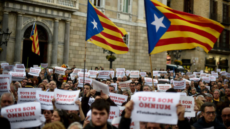 Spanish police raid Catalan govt HQ in vote probe