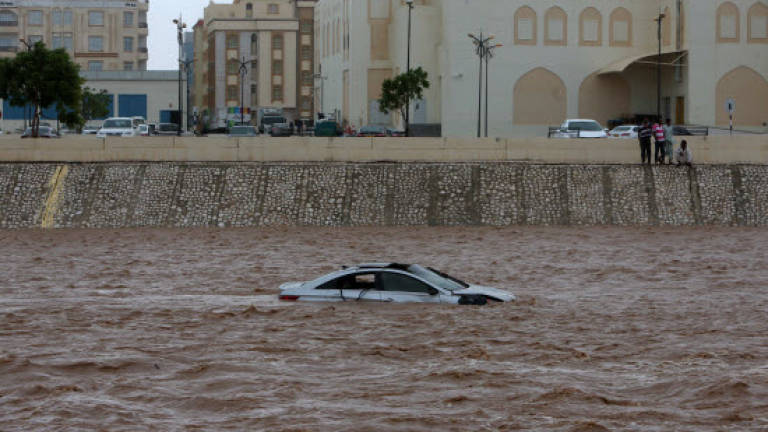 Cyclone death toll in Oman, Yemen rises to 11