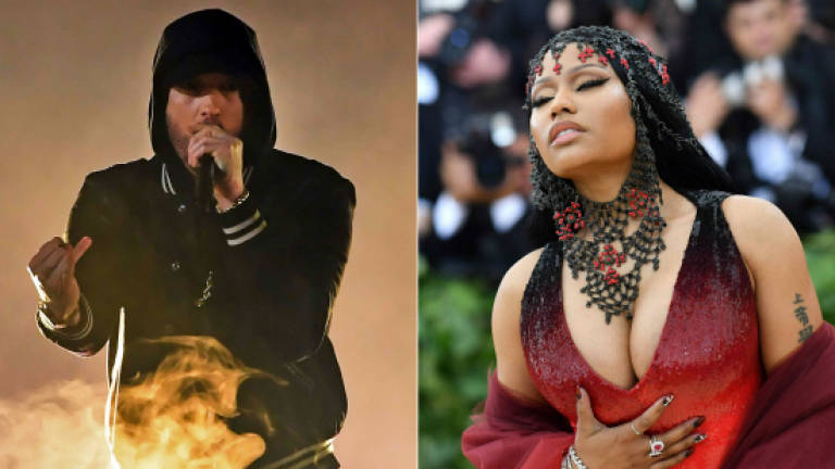 Eminem fuels Nicki Minaj dating rumors