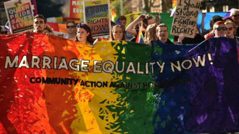 Gay marriage postal vote sparks fury, debate in Australia