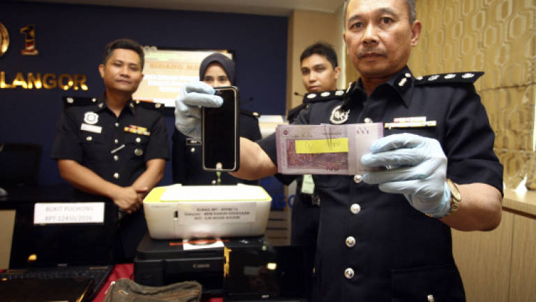 Con men involved in 'parcel scam' net RM8.2m from Jan to Nov 2016