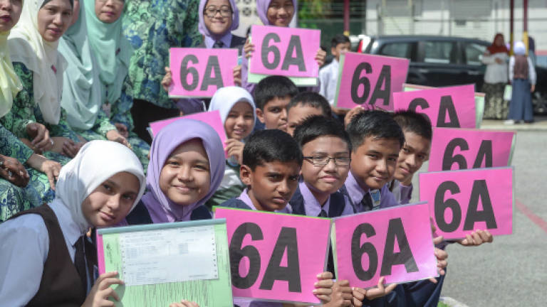 Eleven from SK Bukit Rahman Putra scored straight A’s in UPSR and five in PASR