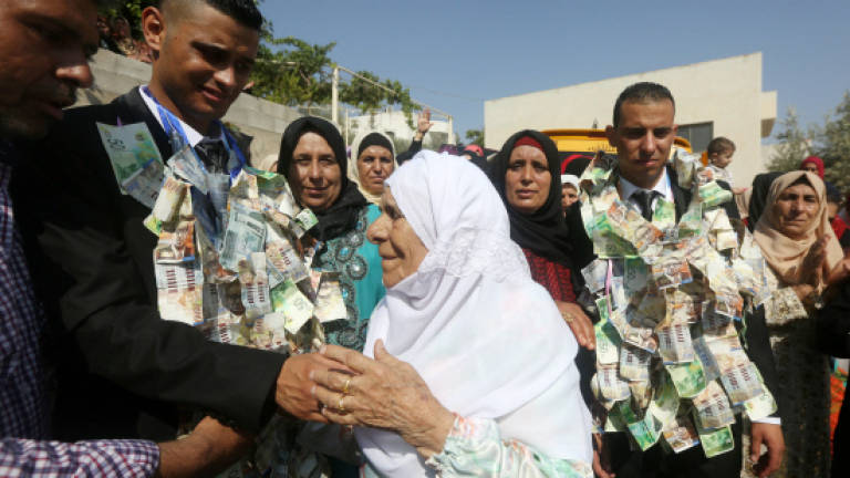 Palestinian wedding season can hit the wallet hard