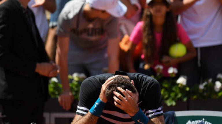 Del Potro has 'nothing to lose' against 'king of clay' Nadal