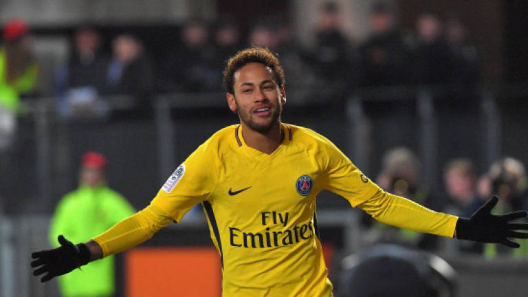 Neymar shines on return as PSG beat Rennes