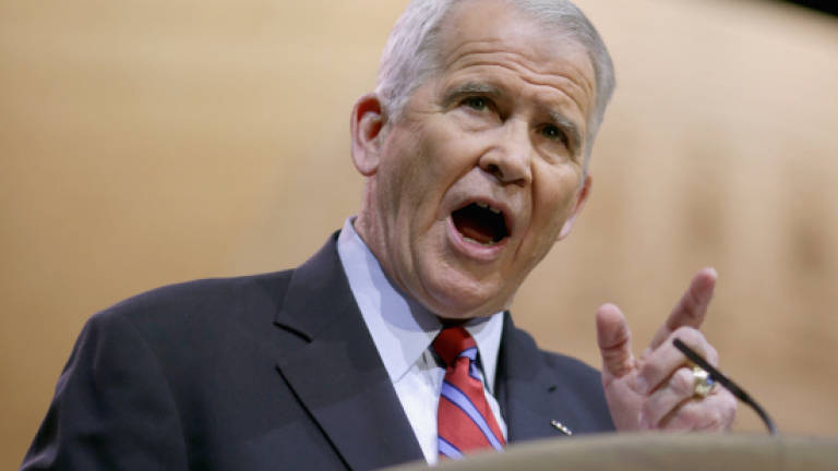 Oliver North, known for arms sale scandal, to be next president of NRA