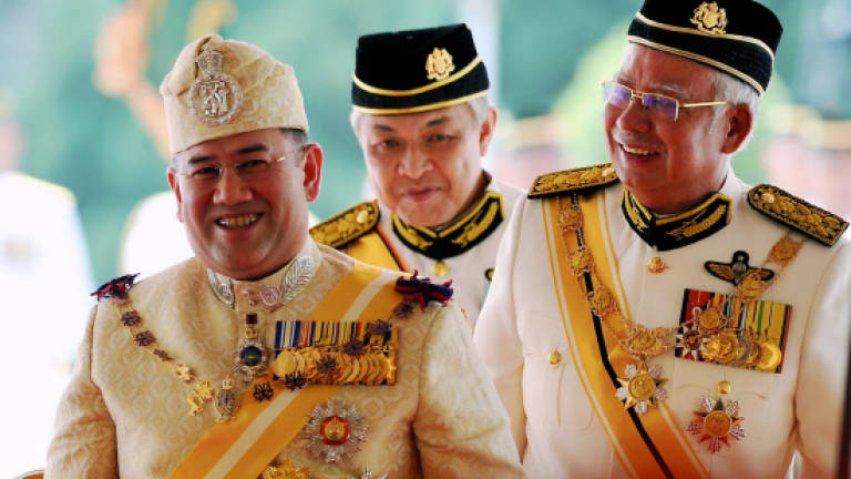 Sultan Muhammad V installed as the 15th Yang di-Pertuan Agong