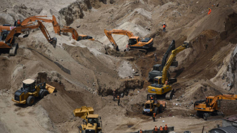 Guatemala mudslide toll rises to 253 dead