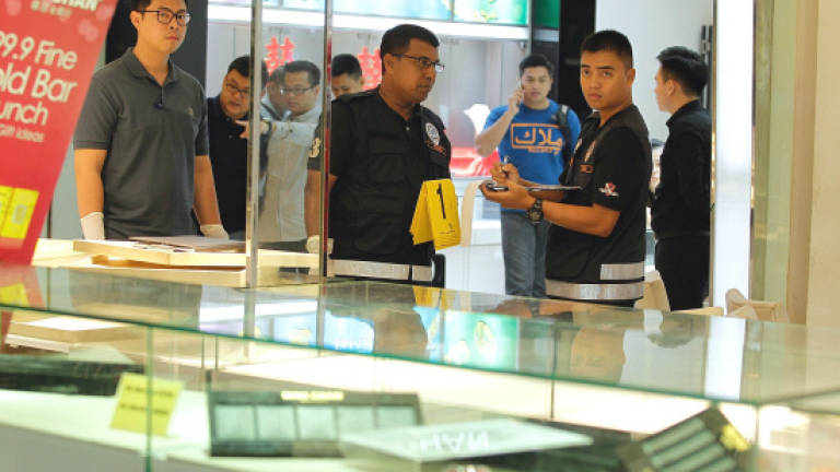 Masked machete-armed robbers make off with RM1.1m worth of jewellery