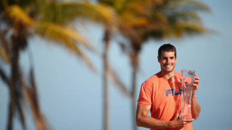 Isner upsets Zverev to win Miami Open