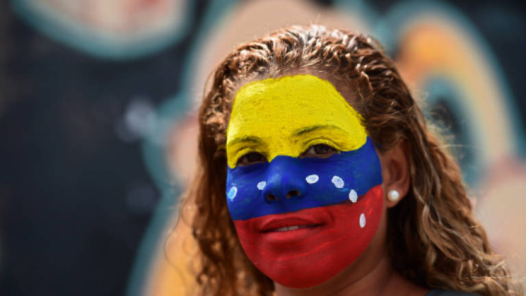 Venezuela opposition rallies for jailed members