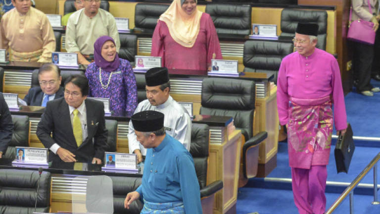 Govt allocates budget of RM260.8b for 2017