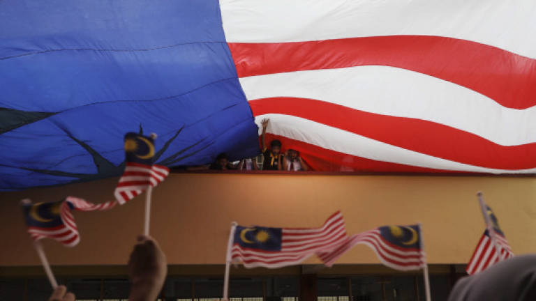 Survey finds overwhelming majority proud to be Malaysian