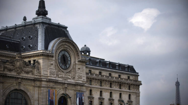 It's a squeeze, but Paris Impressionist mecca is still a hit