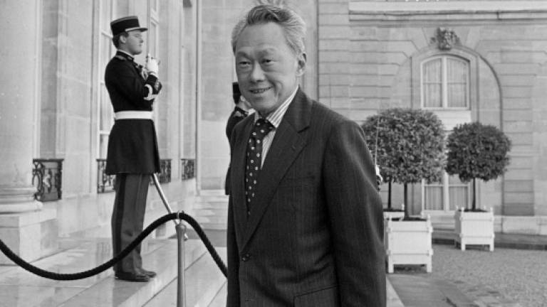 Malaysian leader lauds Lee Kuan Yew's 'great' achievements
