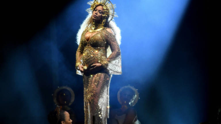Pregnant Beyonce emerges with New Age Grammy show