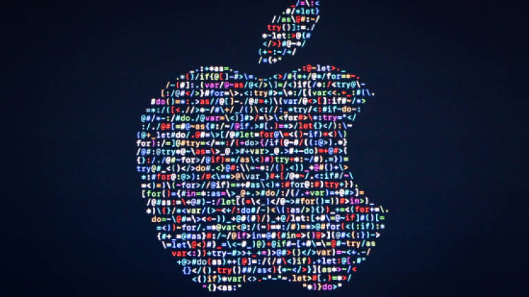 Apple under pressure to dazzle as market slows