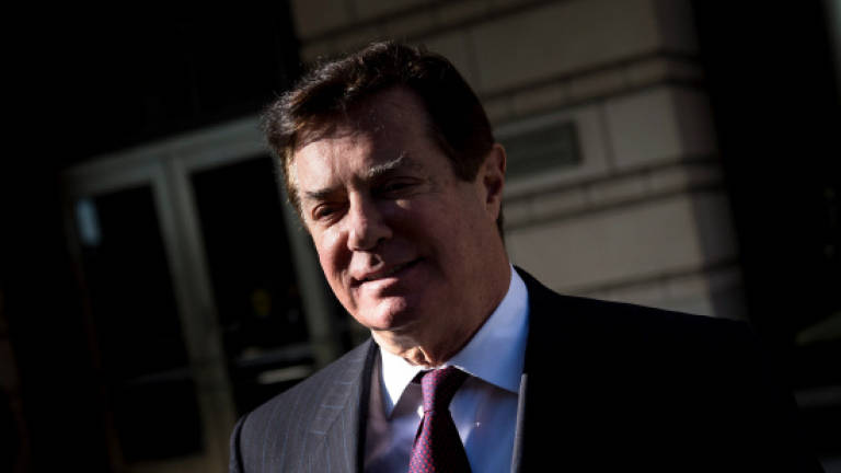 US expands laundering, fraud charges against ex-Trump campaign chief Manafort